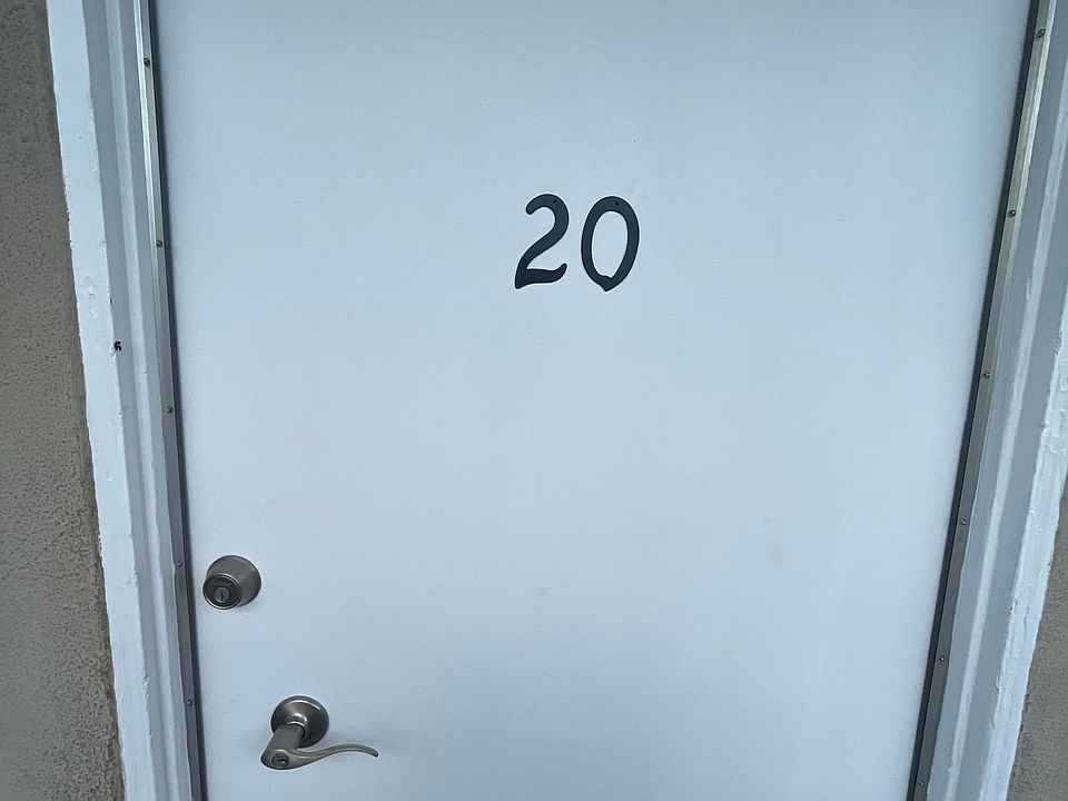 1st image of 15523 Rayen St #20