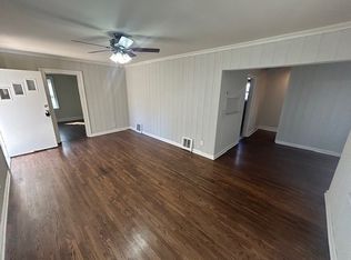 717 S Grove St, Wichita, KS 67211