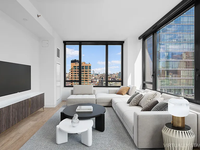 111 Varick St #15B — Photo 4