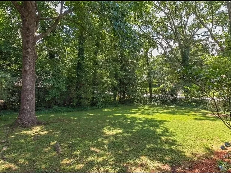 486 Ashburton Ave SE — Photo 5