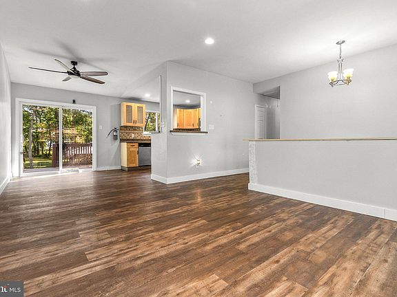 4th image of 309 California Trl