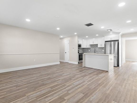 5th image of 490 82ND AVENUE