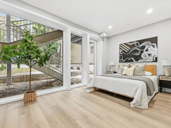 134 New York Avenue image 11 of 23