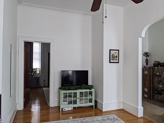 158-n-21st-st-5-2f-2