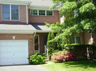 4 Hutchinson Dr, Princeton, NJ 08540