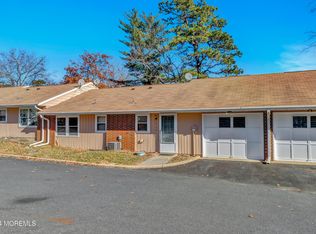 496B Thornbury Ct #100B, Lakewood, NJ