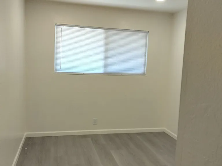 1028 Durness Pl — Photo 12