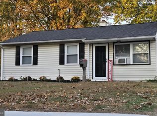 10 Chelwynne Rd, New Castle, DE 19720