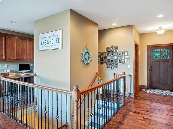 5th image of 1514 S Lake Sherwood Dr
