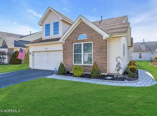 125 Driftwood Dr, Bayville, NJ