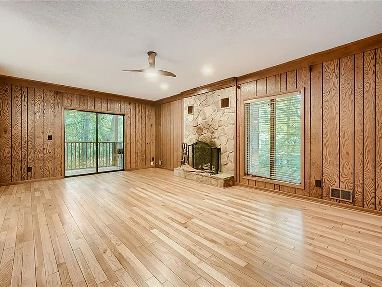 570 Idlewood Dr NW — Photo 12