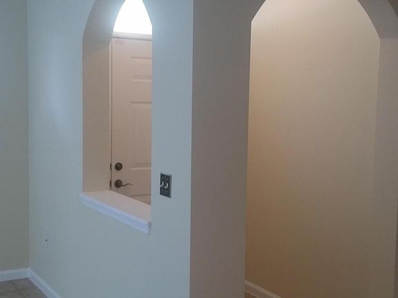 4th image of 255 Murcia Dr APT 101