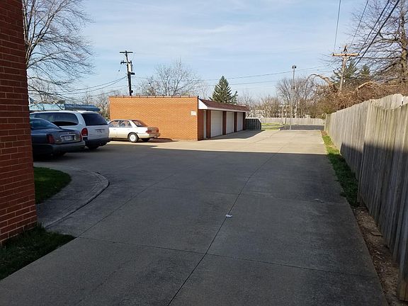 3rd image of 6403 Kingsdale Blvd APT 4
