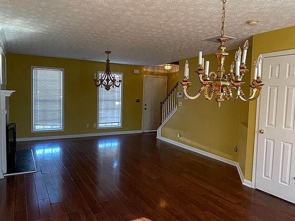 3rd image of 2534 Oakland Spring Dr
