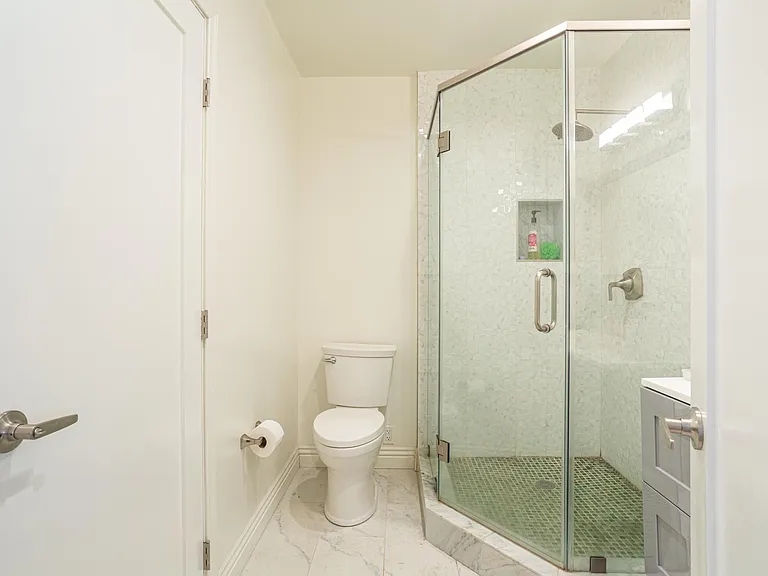 Bedroom #2's bathroom