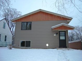 1574 Sloan St, Saint Paul, MN 55130