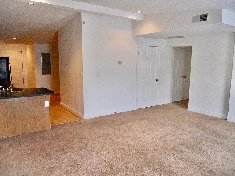 The Lofts at 2nd and LOMA — Photo 32