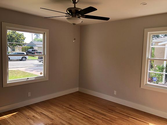 4th image of 141 E Everett Pl
