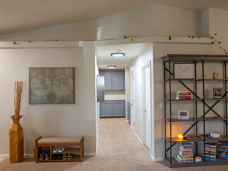 2930 Panorama Dr — Photo 6