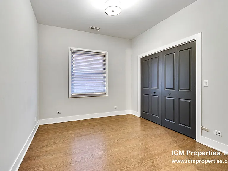 2710 N Wayne Ave #2 — Photo 12