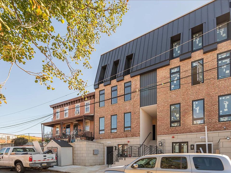 1st image of 3606 Olive St #1