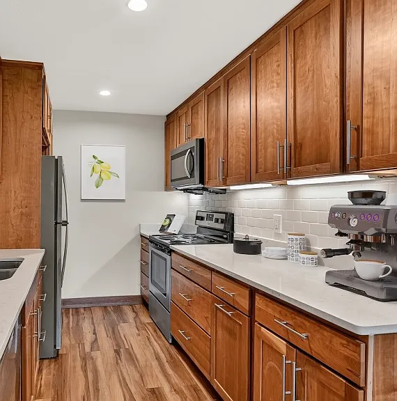 500 Mohawk Dr #409 — Photo 3