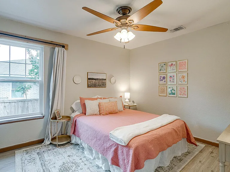 4318 Segura Ct N — Photo 14
