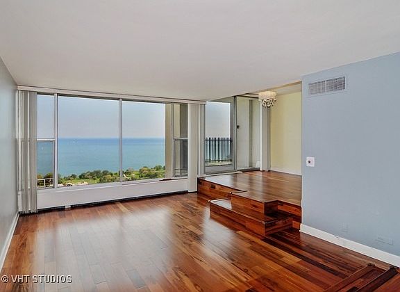 3rd image of 3200 N Lake Shore Dr APT 2705