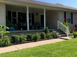 806 Redbud Ln, Frontenac, KS 66763