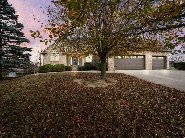 1715 W Shoaff Rd, Huntertown, IN 46748