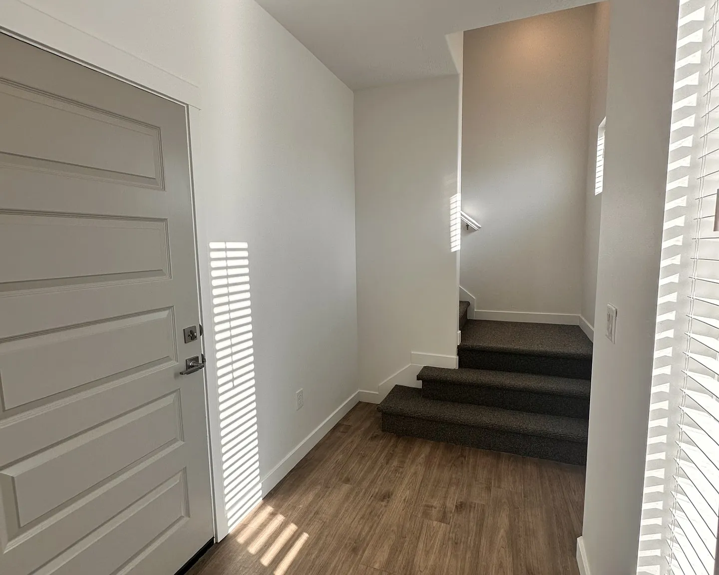 2 bed, 2.5 bath, 1482 sqft, $2,399 — Photo 3