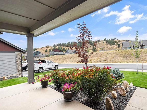 3rd image of 21381 E Chimney Ln