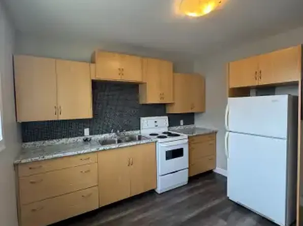 857 McGregor St #3, Winnipeg, MB R2V 2H9
