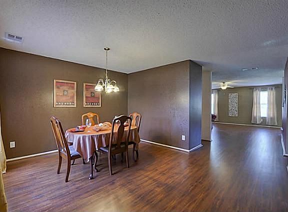 2nd image of 7907 Mosstree Dr