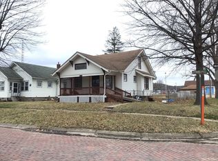 1903 Avenue D, Fort Madison, IA 52627