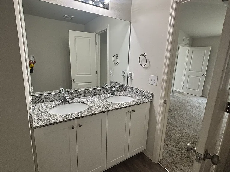 18272 Gibraltar Ln — Photo 5