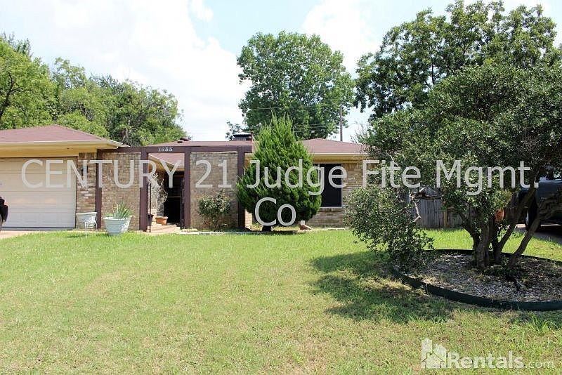 1st image of 1633 Brent Ct