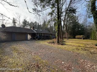 5536 Springhouse Ln, Kunkletown, PA 18058