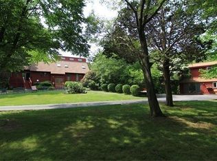 31 Longmeadow Rd, Scituate, MA 02066