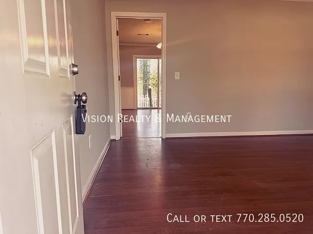 Building Photo - 95 Castlegate Cir