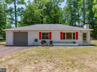 141 Fort King Dr, Colonial Beach, VA 22443