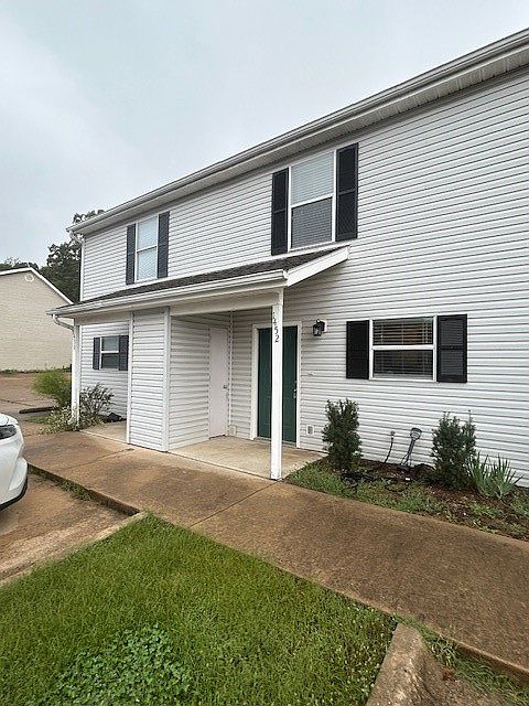 1st image of 1452 E Sequoyah Ct
