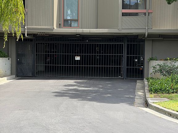 2nd image of 820 Sea Spray Ln APT 205