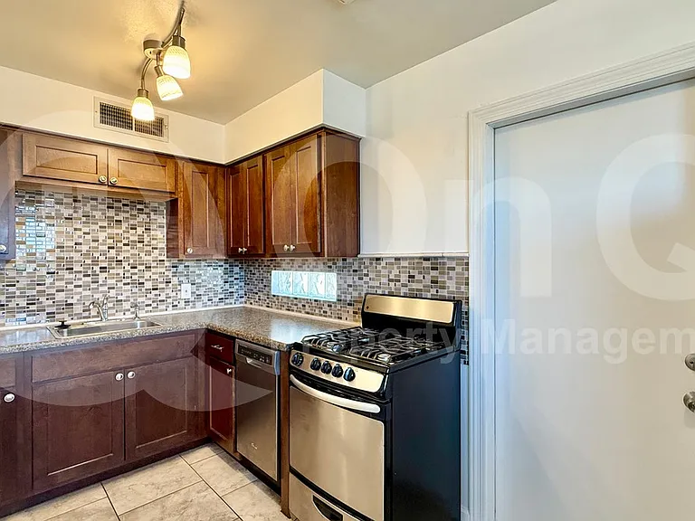 2620 E Turney Ave #1 — Photo 5