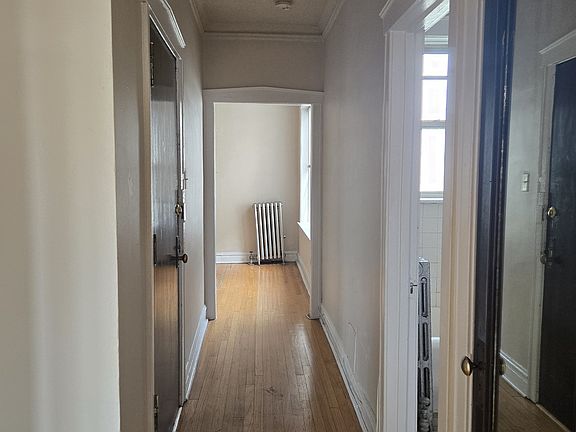 4th image of 4109 N Spaulding Ave #3