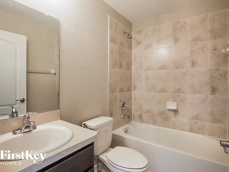 444 Lanham Dr — Photo 13