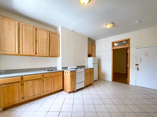 Rented by Compass | media 23