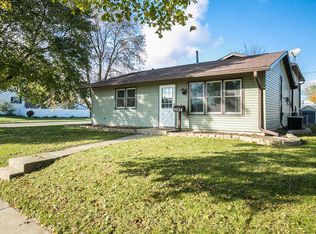 9224 Carol Ann Dr, Sturtevant, WI 53177