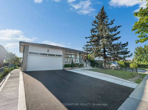 3263 Morning Star Dr, Mississauga, ON L4T 1X6