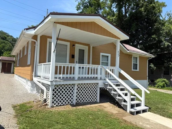 627 Schaum Ave, Zanesville, OH 43701